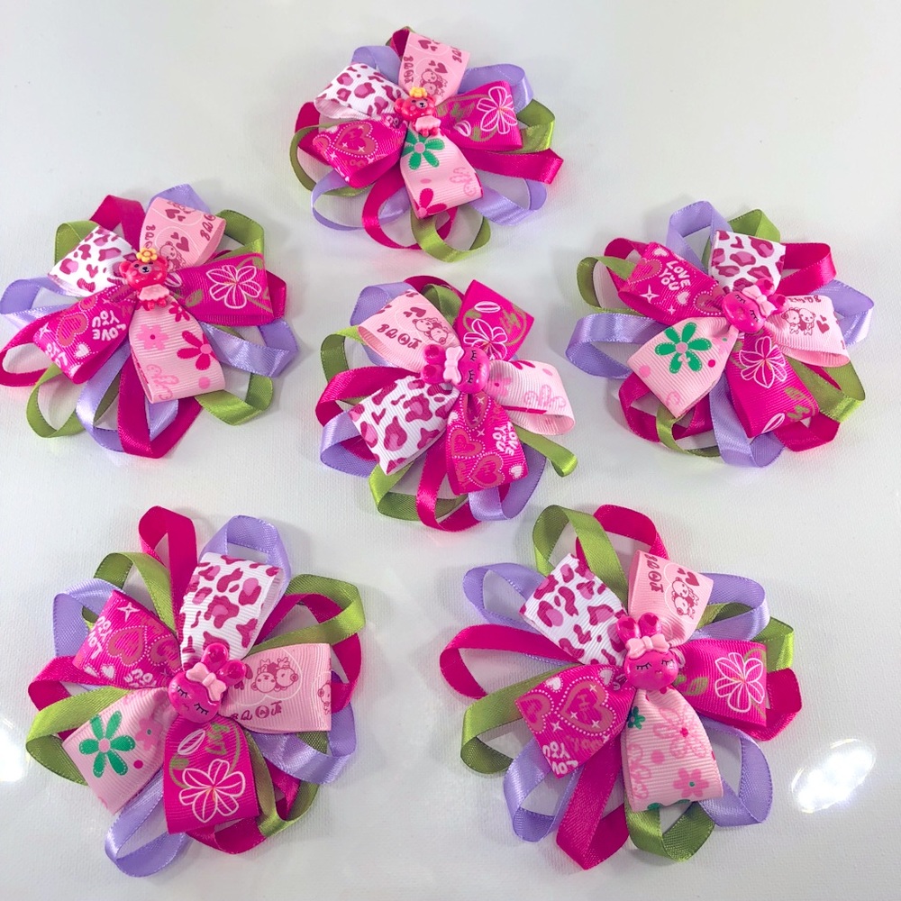 NWOT CUTE ASSORTED HAIR ALLIGATOR CLIP